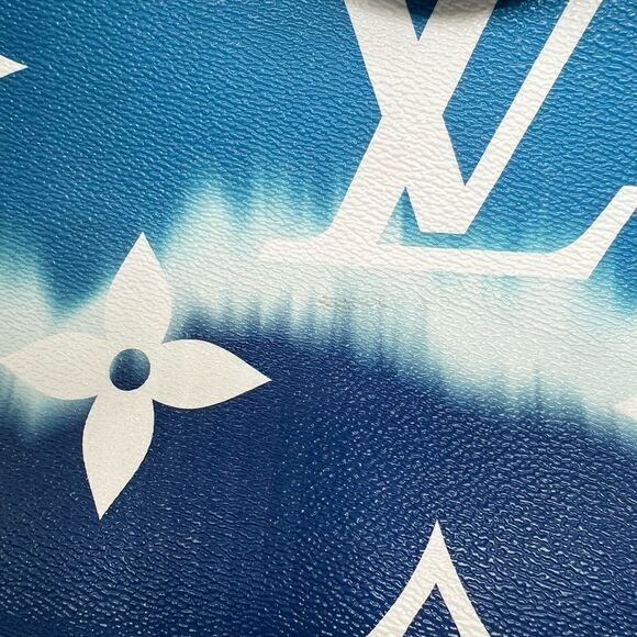 LOUIS VUITTON Monogram Escale Onthego GM Blue - Picture 15 of 15